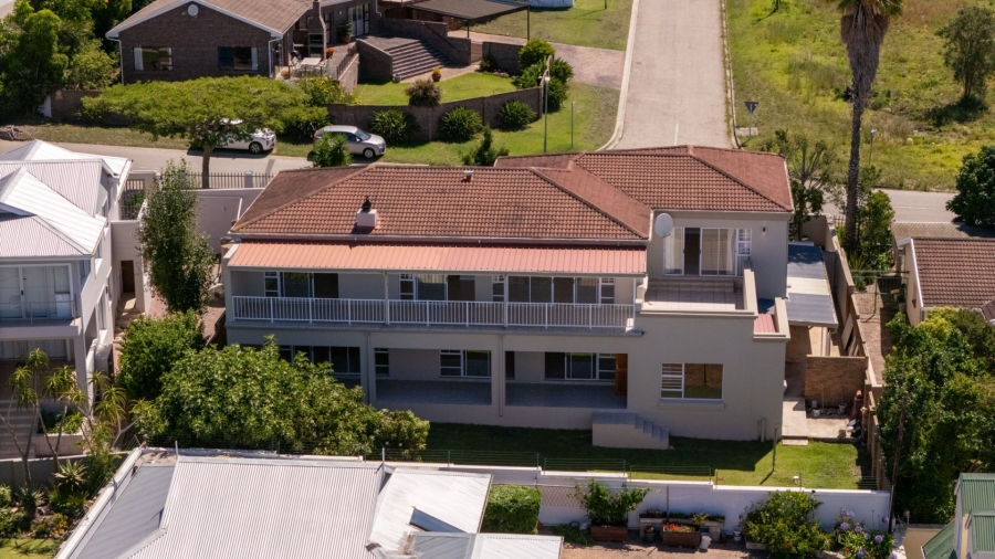 6 Bedroom Property for Sale in Cutty Sark Western Cape
